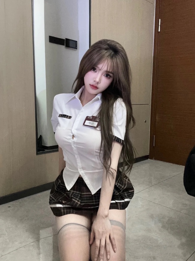 亚利桑那州AZ找小姐约炮做爱交友楼凤伴游莞式按摩服务微信：dmn878787 加LINE;hyw98022 可上门可语音或加telegram+1 6467559866，电话6465937896 仅限于短信